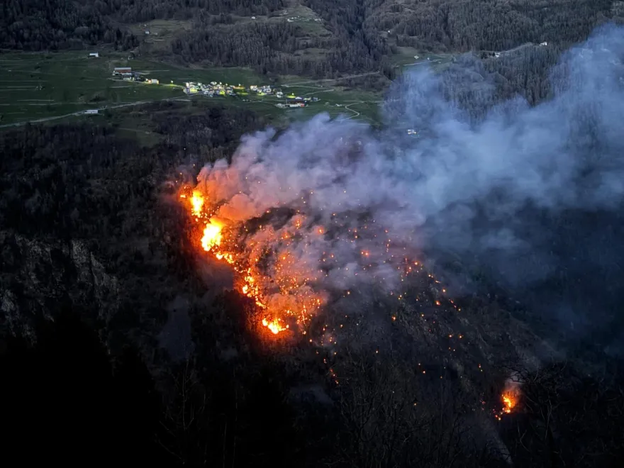 Waldbrand in Brusio GR